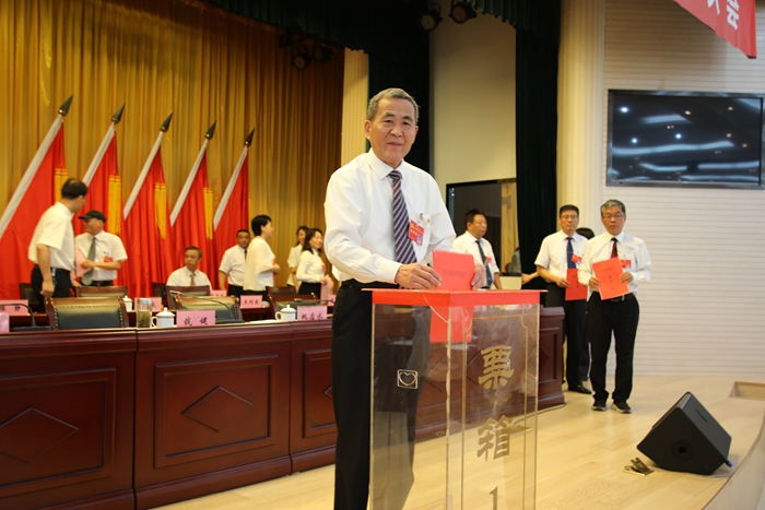 慶祝建黨99周年——安徽中醫(yī)藥高等?？茖W(xué)校黨代會勝利閉幕(圖5)