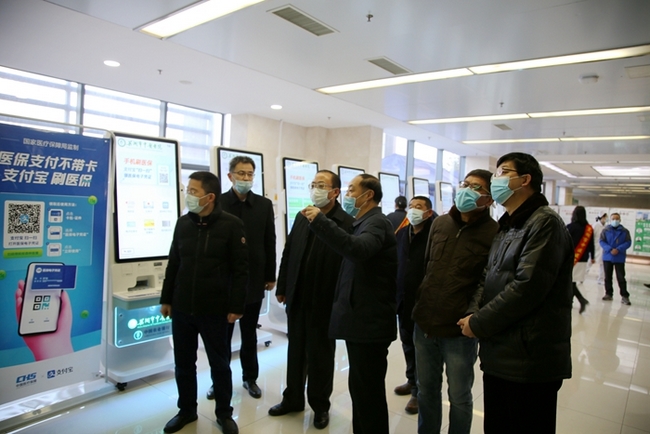 安徽中醫(yī)藥高等專科學(xué)校黨委深入我院調(diào)研(圖1)