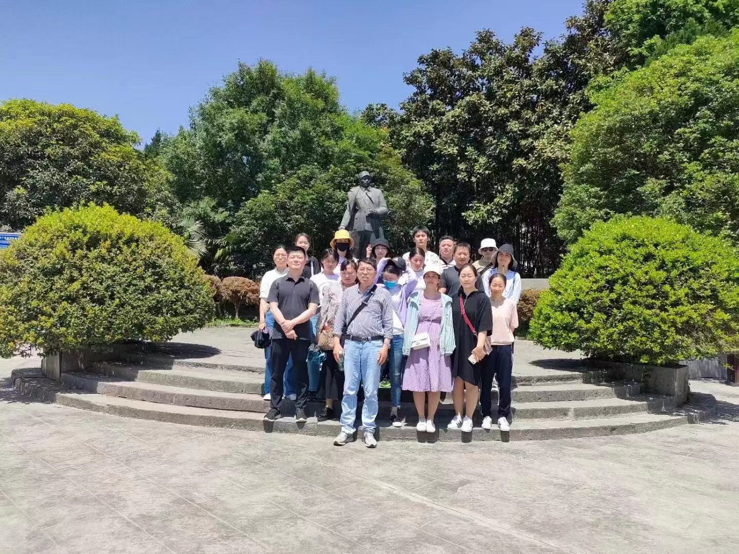 【黨史學(xué)習(xí)教育】緬懷革命先烈，傳承革命精神(圖3)