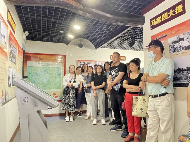 【黨史學(xué)習(xí)教育】我院組織民主黨派人士開展黨史學(xué)習(xí)教育實(shí)踐活動(dòng)(圖3)