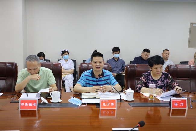市政協(xié)副主席吳萬春一行來我院進(jìn)行政協(xié)提案現(xiàn)場督辦(圖6)