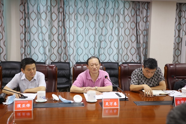 市政協(xié)副主席吳萬春一行來我院進(jìn)行政協(xié)提案現(xiàn)場督辦(圖7)