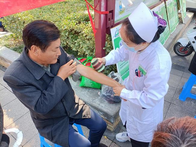 警惕卒中癥狀，盡早識別救治——我院腦病科開展世界卒中日健康義診(圖4)