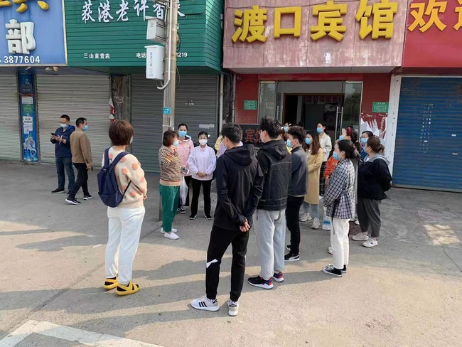 【醫(yī)心抗疫】聞令而動，沖鋒在前 ——我院核酸檢測醫(yī)療隊緊急支援核酸采樣工作(圖2)