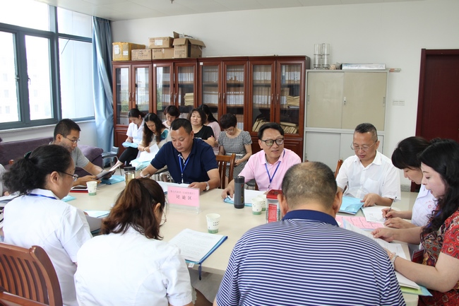 民主決策，科學(xué)管理——各代表團(tuán)分組討論(圖7)