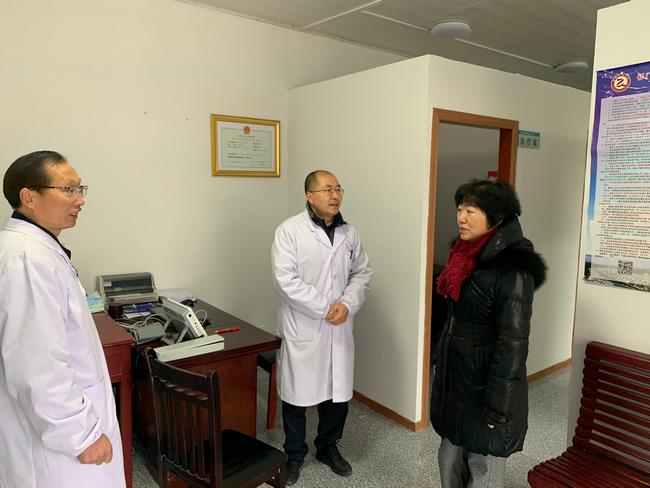 情系駐村醫(yī)生 助力脫貧攻堅——市衛(wèi)健委、市中醫(yī)院領導帶隊慰問我市“百醫(yī)駐村”醫(yī)生(圖12)