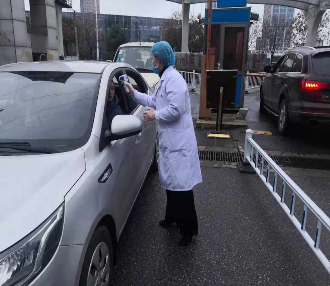 【讓黨旗在防控一線高高飄揚(yáng)】疫情防控，黨員志愿者在行動(dòng)！(圖7)