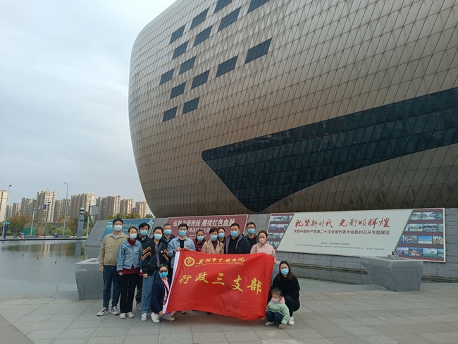 圖1 (復制).jpg