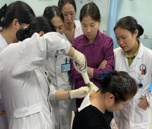 我院順利完成安徽省首屆中醫(yī)專科護(hù)士臨床實(shí)踐培訓(xùn)(圖5)